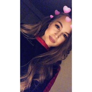 Meet your Posher, Carly